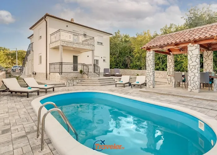 Hlapa-new Modern Near - By Traveler Tourist Agency Krk Vila Gostinjac