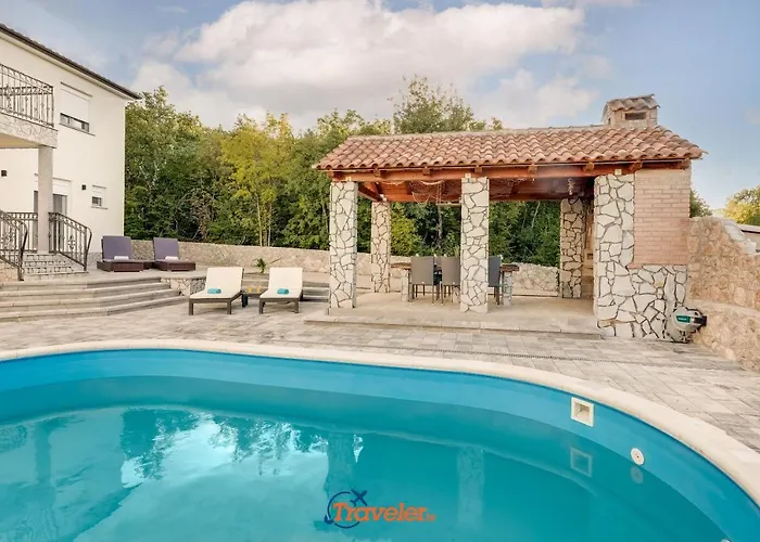 Vila Hlapa-new Modern Near - By Traveler Tourist Agency Krk *