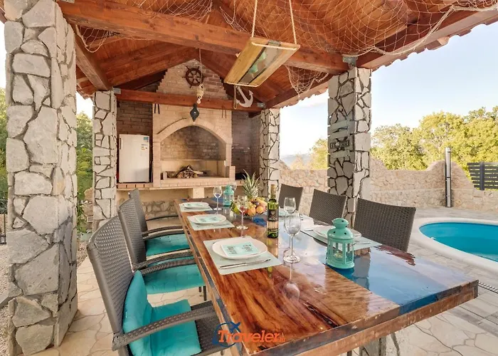 Hlapa-new Modern Near - By Traveler Tourist Agency Krk * Gostinjac
