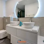 Hlapa-new Modern Near - By Traveler Tourist Agency Krk Gostinjac
