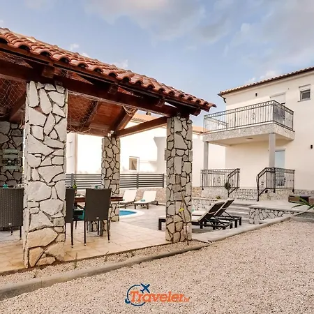 Hlapa-new Modern Near - By Traveler Tourist Agency Krk 빌라